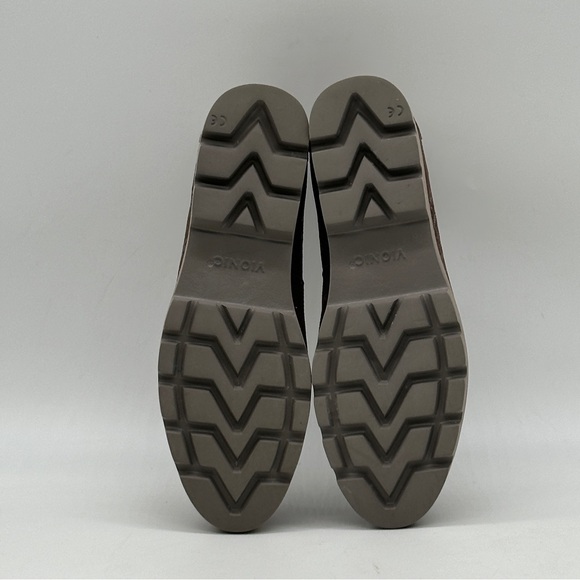 Vionic Kenseley Shoe. Size 8